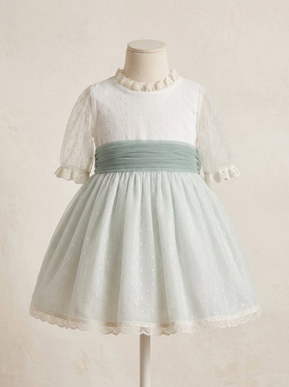 Vestido tul verde manga francesa