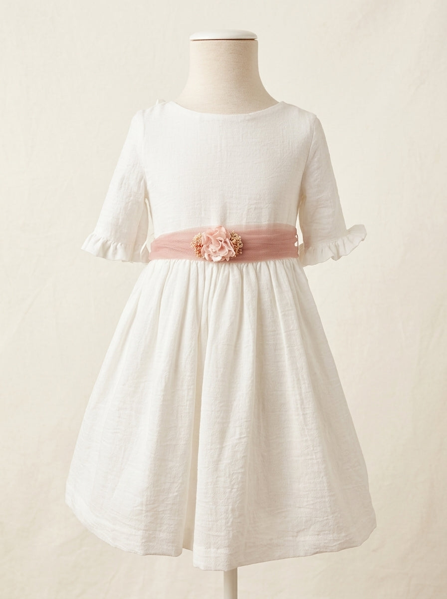 Vestido infantil de bambula blanco y fajin rosa