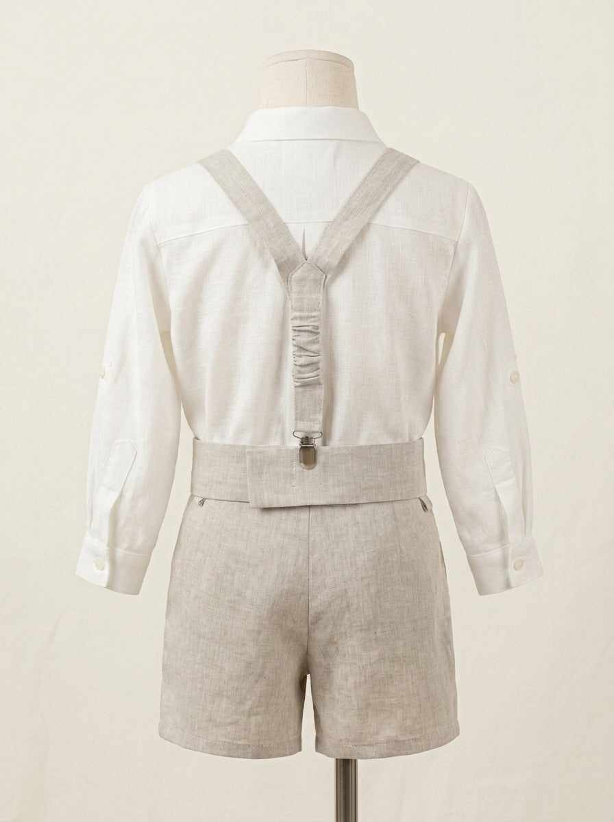 Conjunto camisa lino beig y short arena con fajin y pajarita
