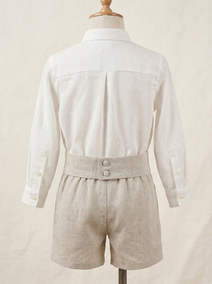 Conjunto camisa lino beig y short arena con fajin y pajarita