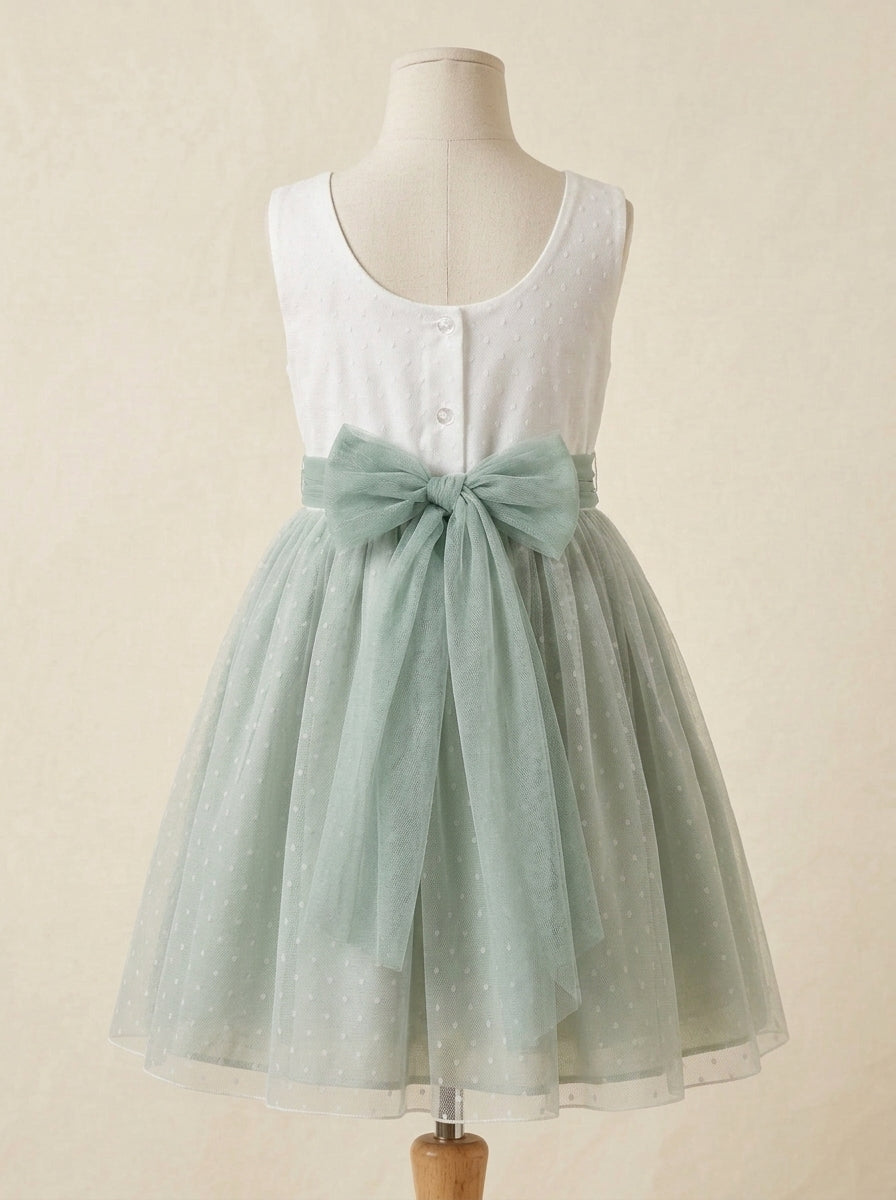 Vestido tul verde sin mangas