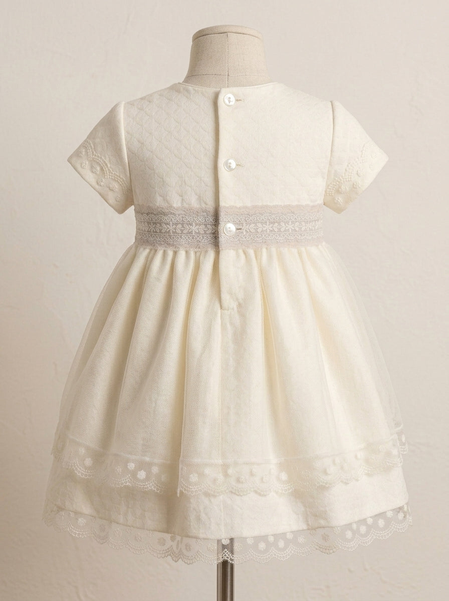 Vestido tul bordado beig