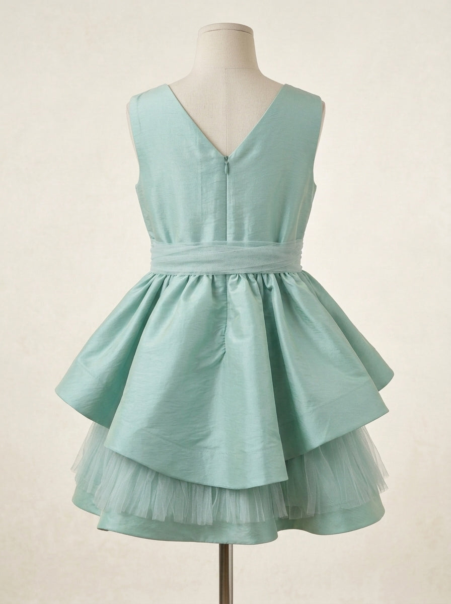 Vestido tafetan verde agua y tul con drapeado y fajin de tul