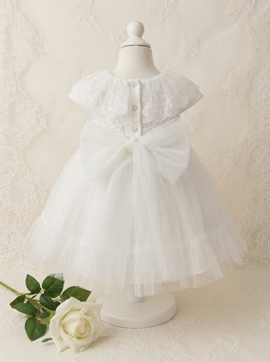 Vestido tul blanco roto con puntilla bordada
