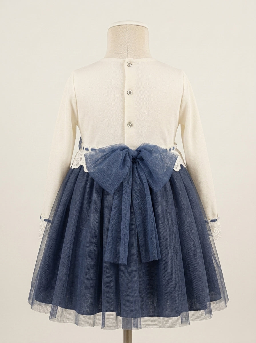 Vestido tul beig y azul marino con lazo