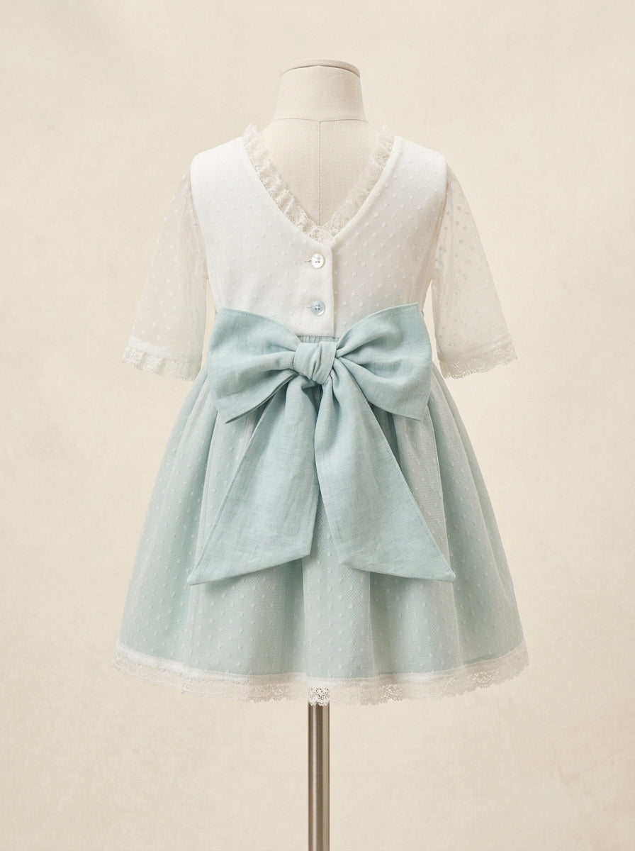 Vestido tul de plumeti y fajin e interior lino