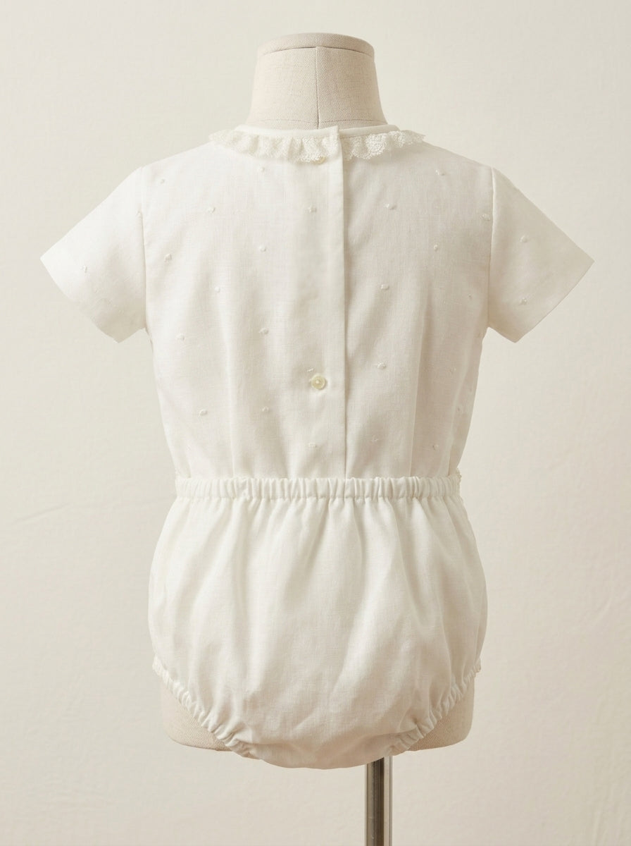Conjunto camisa batista bordada beig y braguita con puntillas