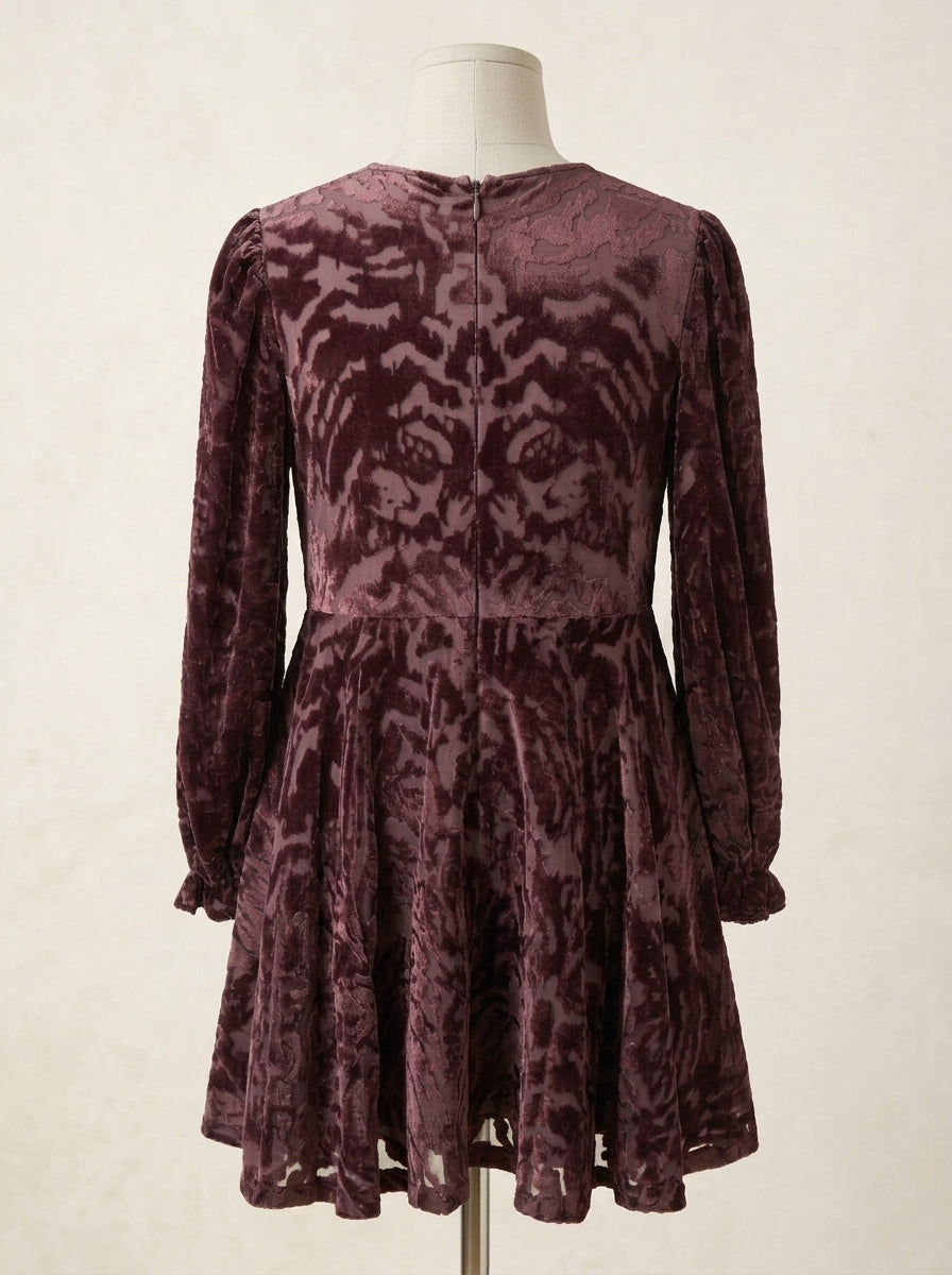 Vestido gasa brocada en terciopelo café