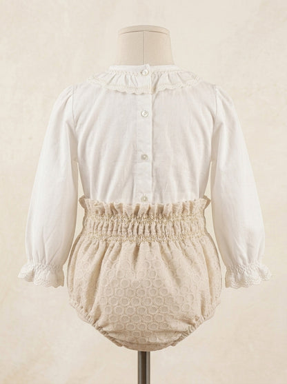 Blusa beig con culote organza circulos