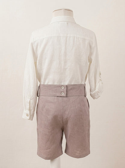 Conjunto camisa lino beig y short lino malva con fajin y pajarita
