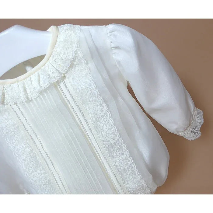 Pelele organza beig con lorzas y puntilla - PARDALETS