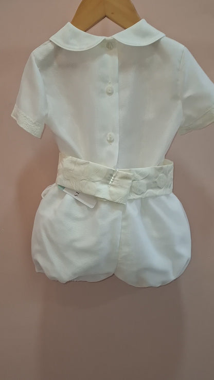Conjunto camisa y short organza beig con fajin y puntillas
