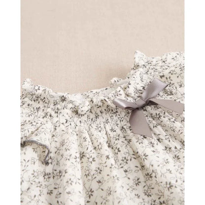 Ranita con flores grises y lazo - PARDALETS