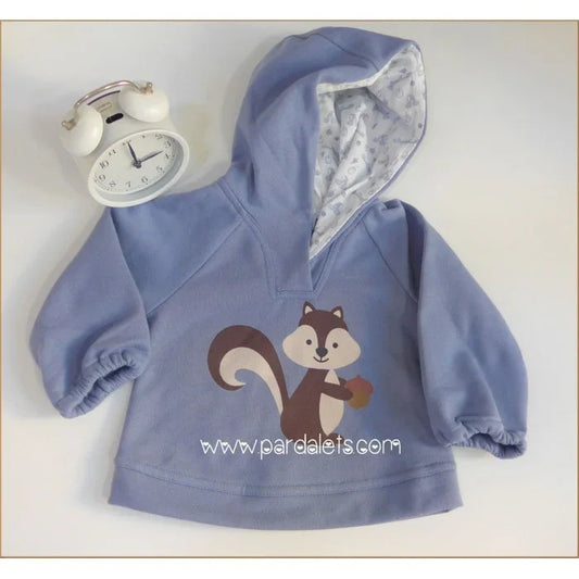 Sudadera azul con capucha y dibujo ardilla - PARDALETS