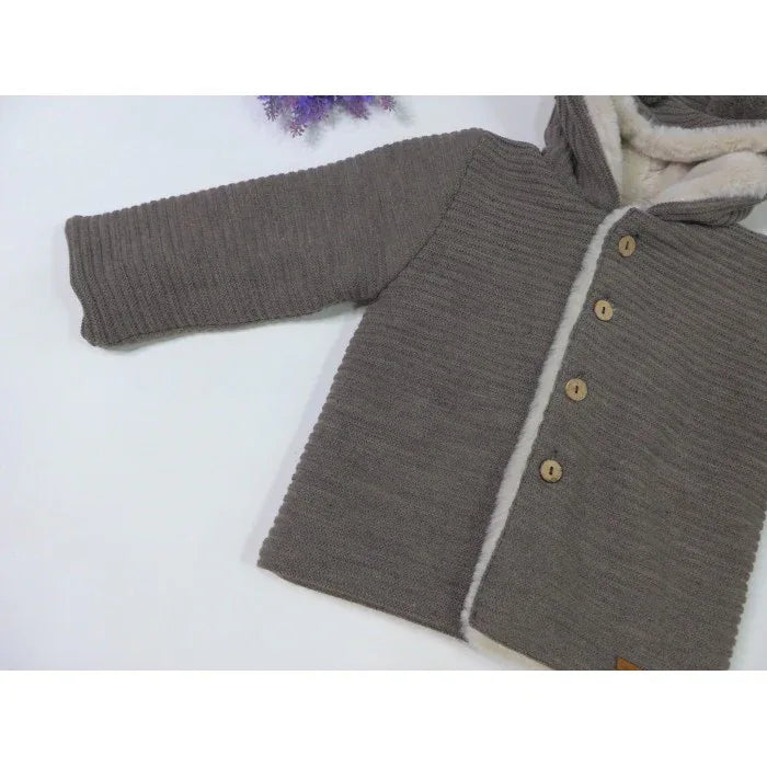 Trenka marron moka con capucha y pelito interior - PARDALETS