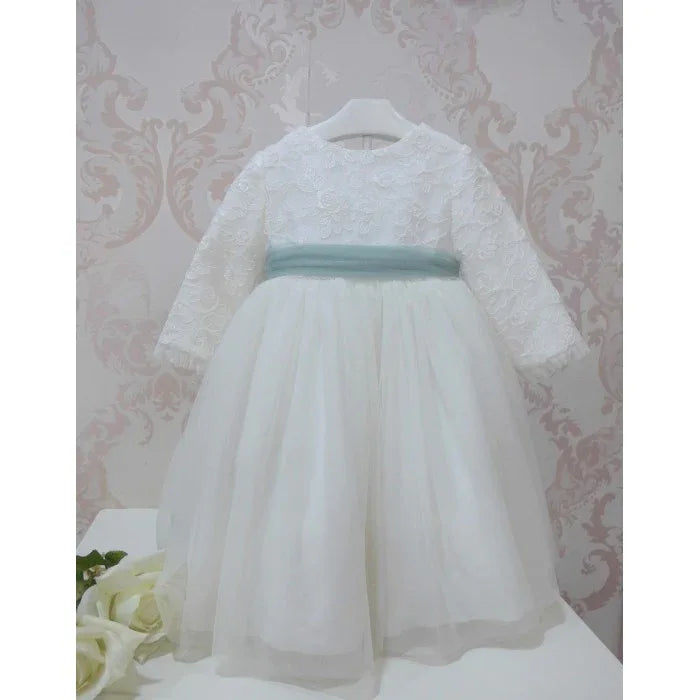 Vestido blanco roto cuerpo tul bordado floral y fajin verde - PARDALETS