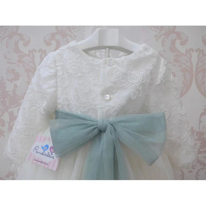 Vestido blanco roto cuerpo tul bordado floral y fajin verde - PARDALETS