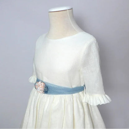 Vestido lino beig manga francesa y fajin azul empolvado - PARDALETS