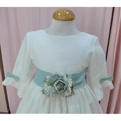 Vestido lino blanco roto con manguita francesa y fajin verde - PARDALETS