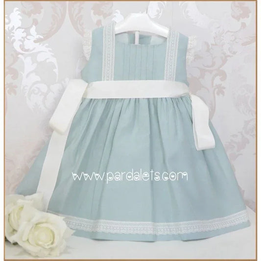 Vestido lino verde agua y puntillas y lazo beig - PARDALETS