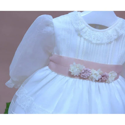 Vestido organza beig con fajin tul rosa - PARDALETS