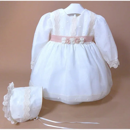 Vestido organza beig manga larga y fajin rosa - PARDALETS