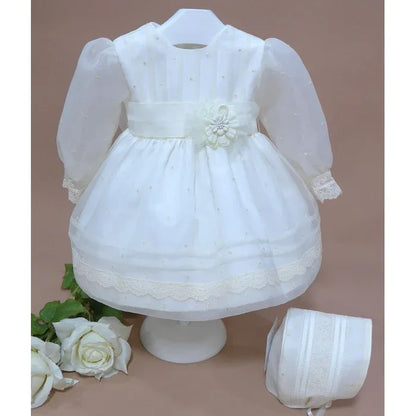 Vestido organza bordada beig y capota - PARDALETS