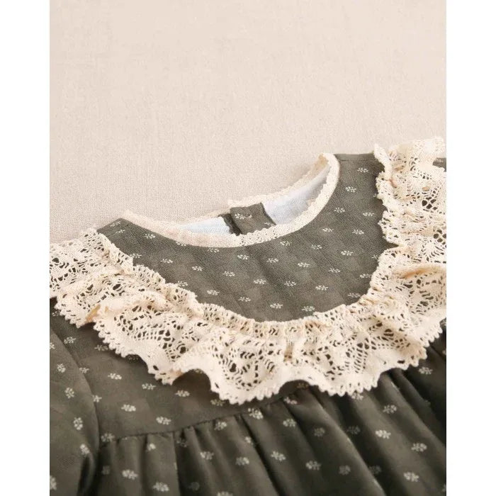 Vestido verde con hojitas beig - PARDALETS